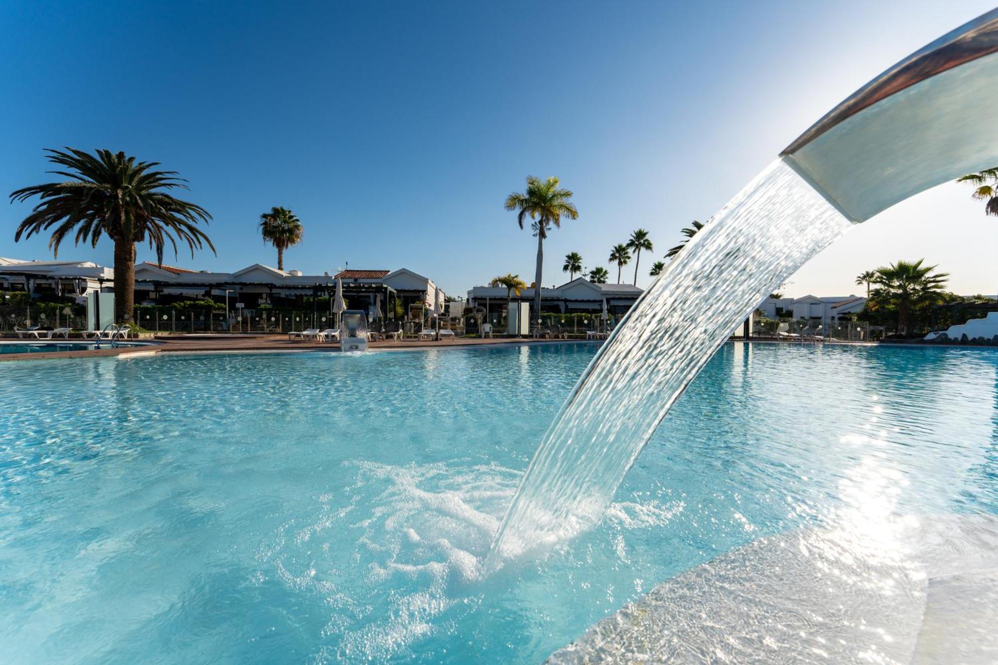 Luxury Poolside Holiday Home Маспаломас Екстериор снимка