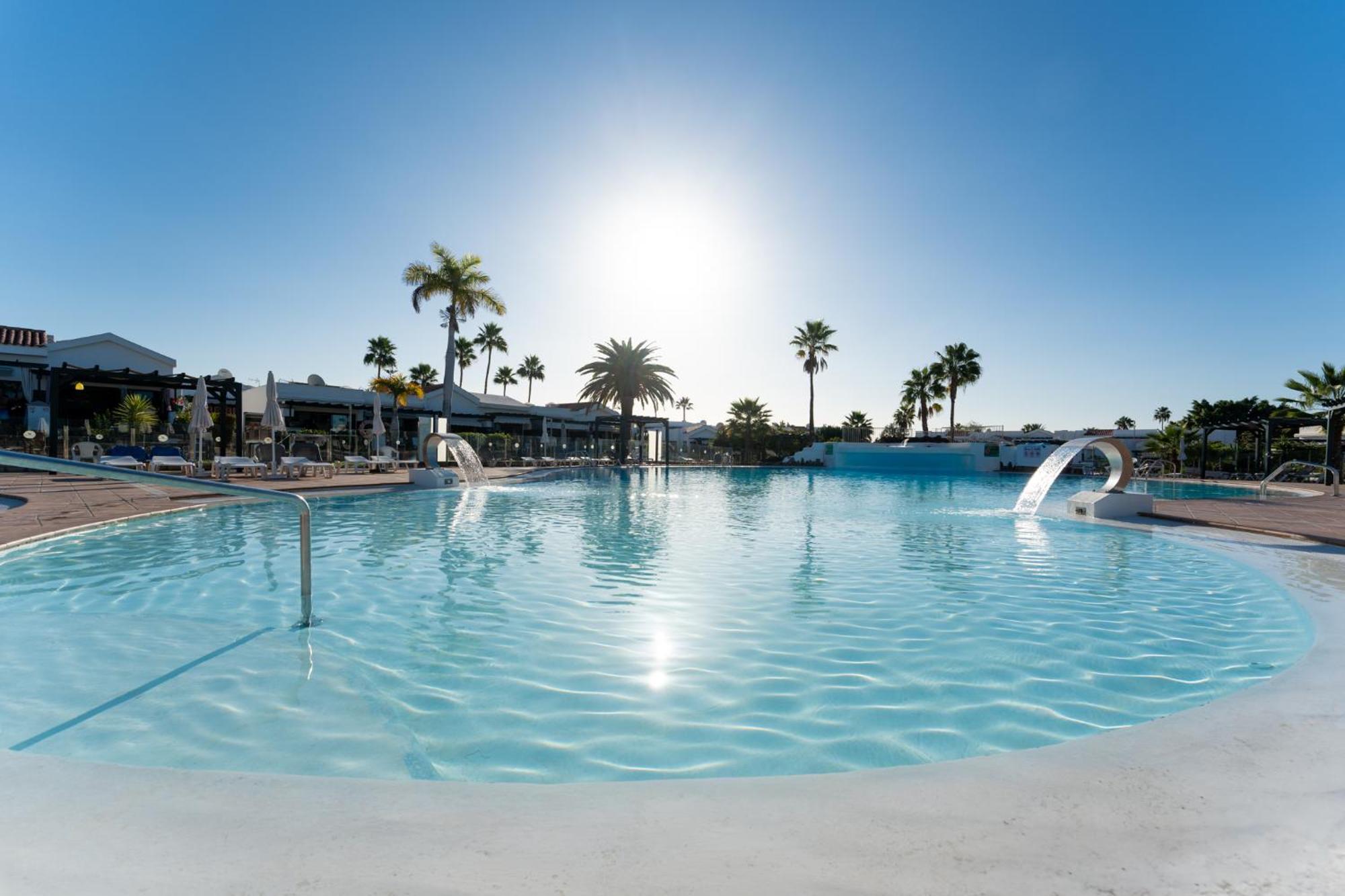 Luxury Poolside Holiday Home Маспаломас Екстериор снимка
